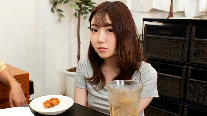 【VR】ヤリたがりの友達の彼女とこっそり生エッチしちゃった僕 一条えりか一条えりか