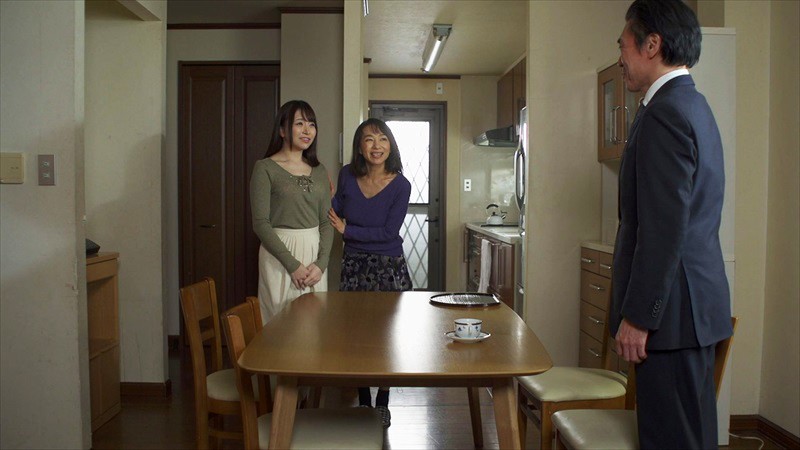 ママのフィアンセと生射精でイキまくりの初体験 加藤ももか佐藤ののか（加藤ももか）