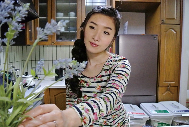 実録 堅物な妻に内緒でマッサージ師に性感をお願いしたら…R.N（29）