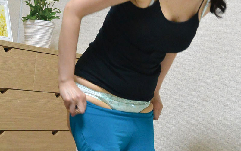 妻に内緒で性感マッサージを受けさせたら…