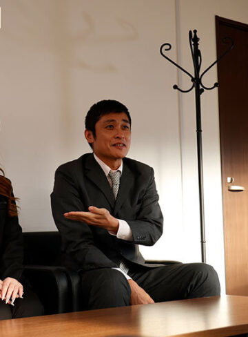 成功率100％の別れさせ屋の凄腕テク美女が寝取るつもりがまさかの返り討ち！？ SEXのプロの女をイキ狂わせるターゲットのデカマラと底無しの性欲 西宮ゆめ西宮ゆめ